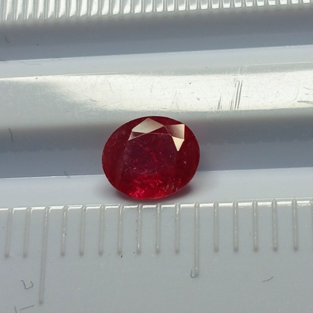 Elegant Redish Pink Ruby Gemstone 8x5mm